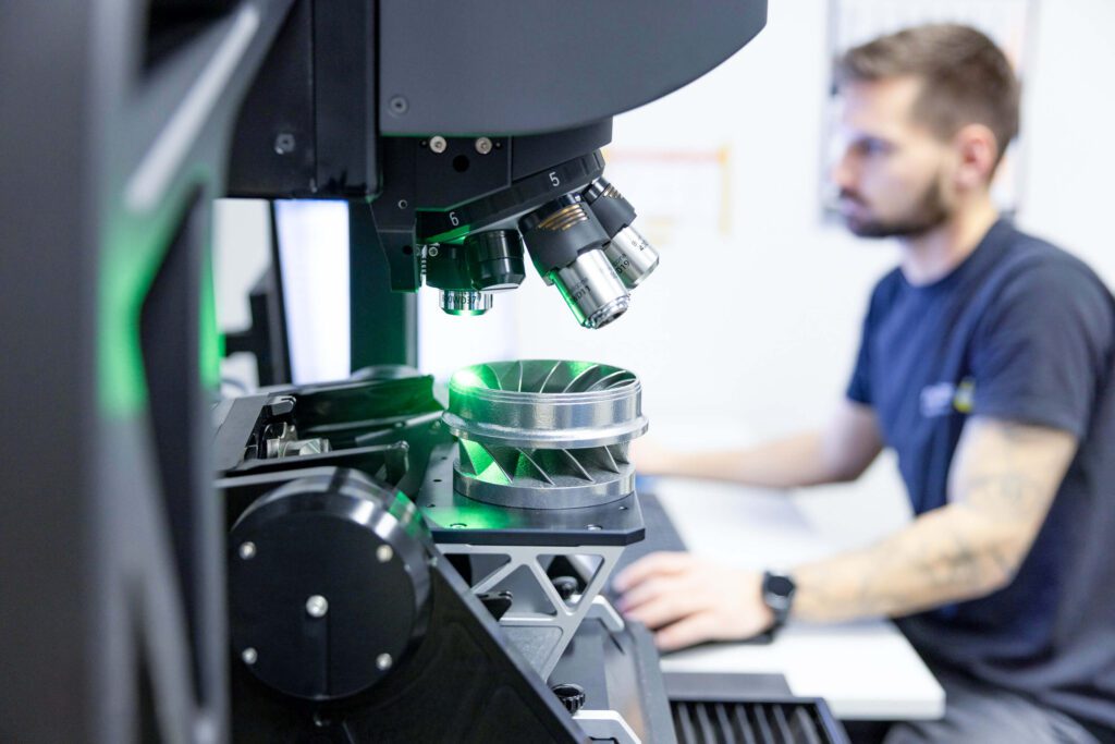 Rösler SERVICEPORTAL FAQs Oberflächenuntersuchung Analyse